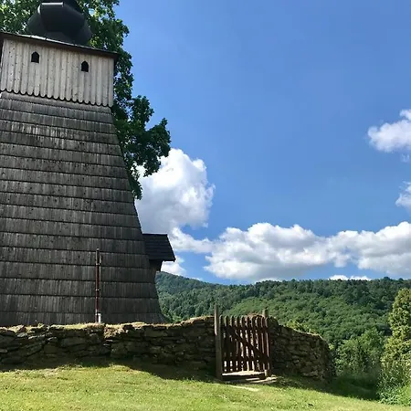 בית אירוח Urocze *