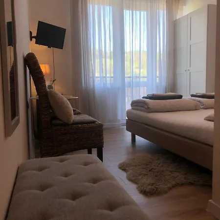 Urocze Homestay *